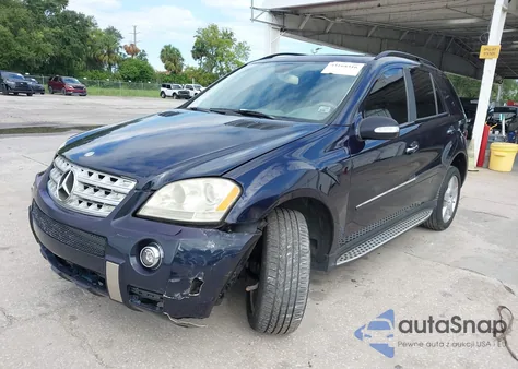 2008 Mercedes-Benz Ml 550 4Matic z USA, uszkodzony, nr VIN 4JGBB72EX8A360057